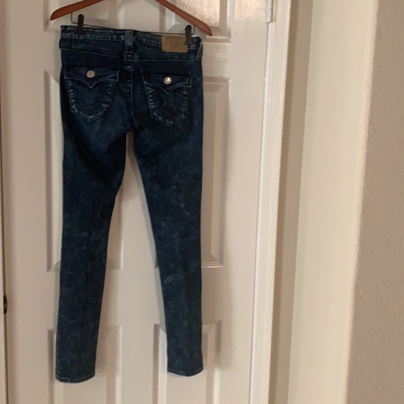 Women’s True Religion size 28 skinny Jeans - Picture 2 of 2